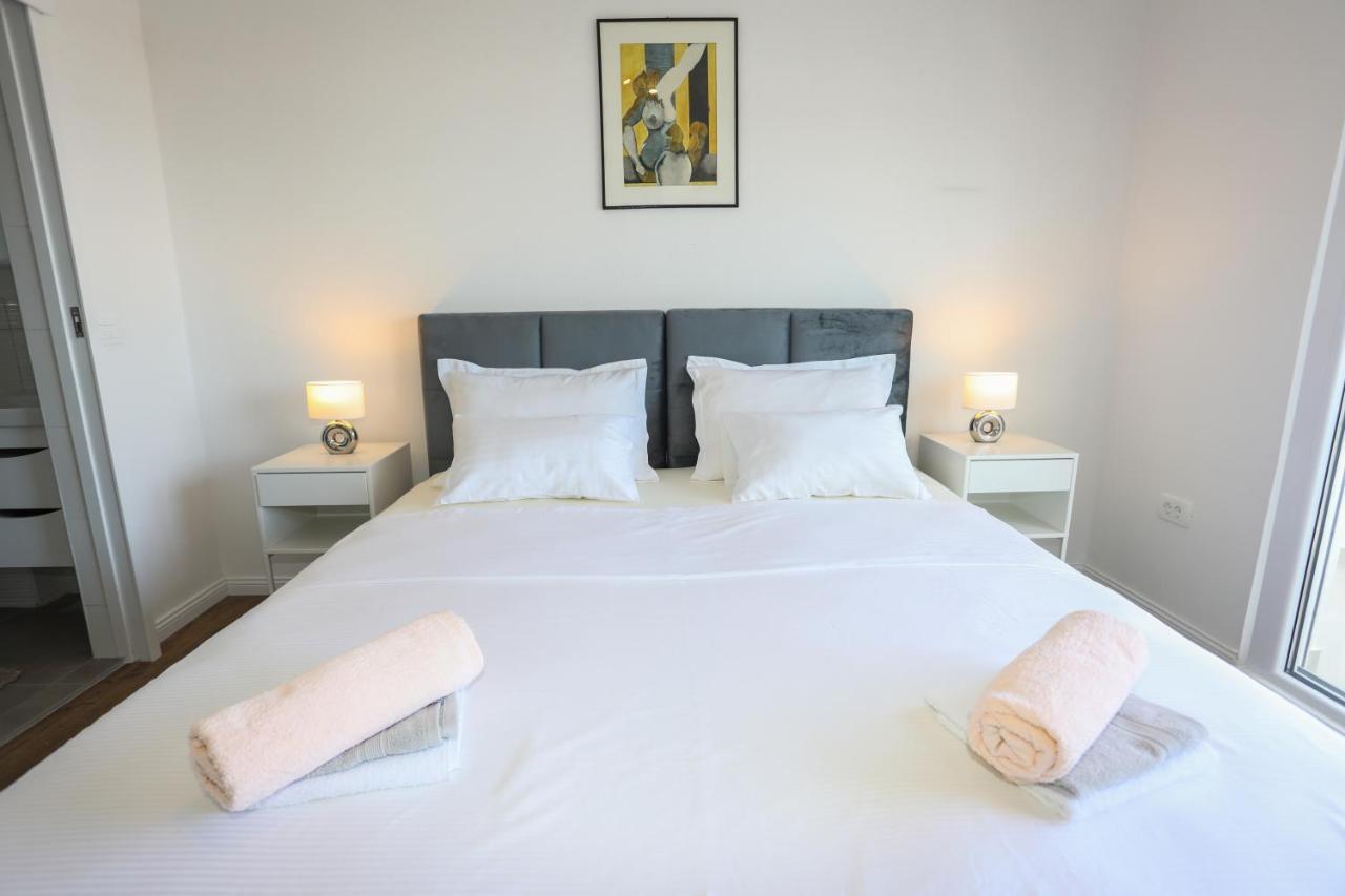 Stella Maris, Hvar - Rooms With A Balcony And A Stunning Sea View Хвар Екстер'єр фото