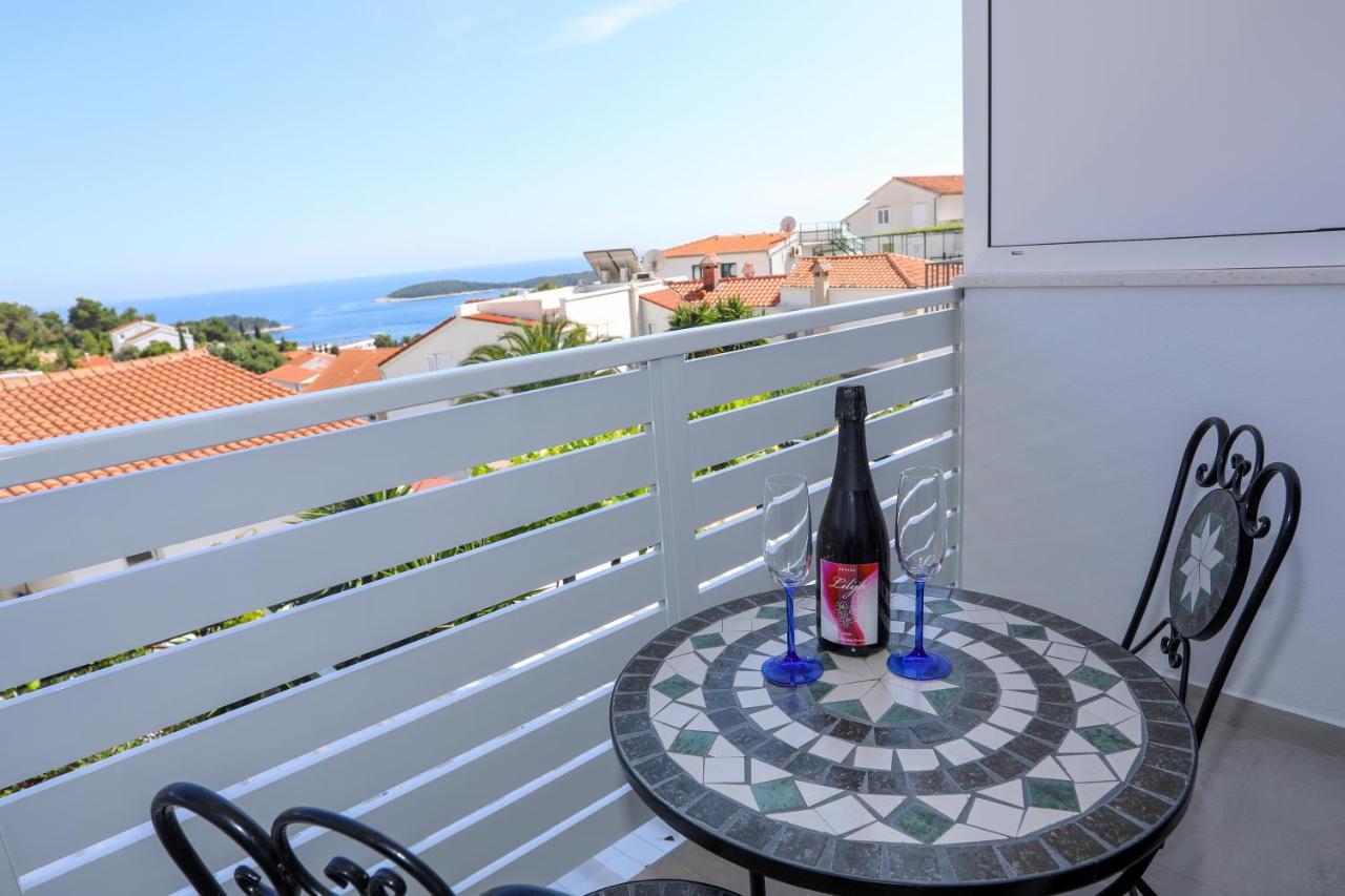 Stella Maris, Hvar - Rooms With A Balcony And A Stunning Sea View Хвар Екстер'єр фото